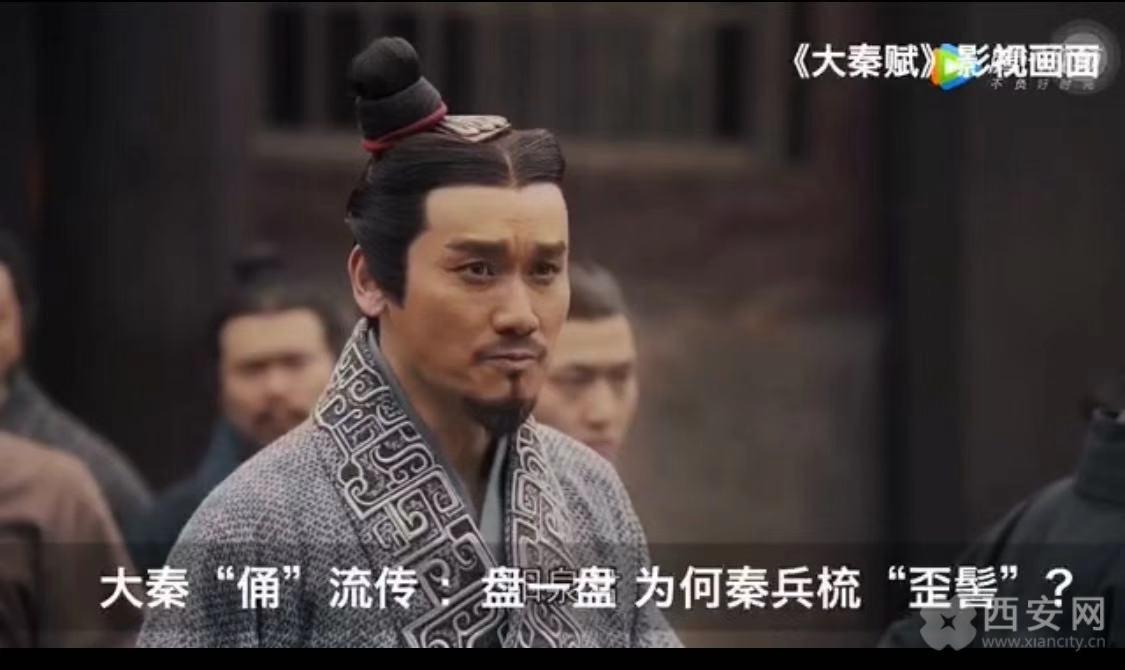 发髻是将头发归拢在一起,于头顶,头侧或脑后盘绕成髻,是一种长发